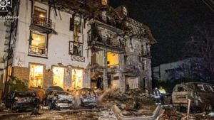 Imaginea Groazei în Ucraina: Hotelul din Harkov, Scena unui Bombardament Catastrofal – Mărturii Cutremurătoare și Imagini Șocante